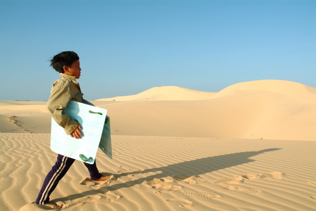 Vietnam sand dunes photographed by Santa Barbara based travel photographer Sarka Photography