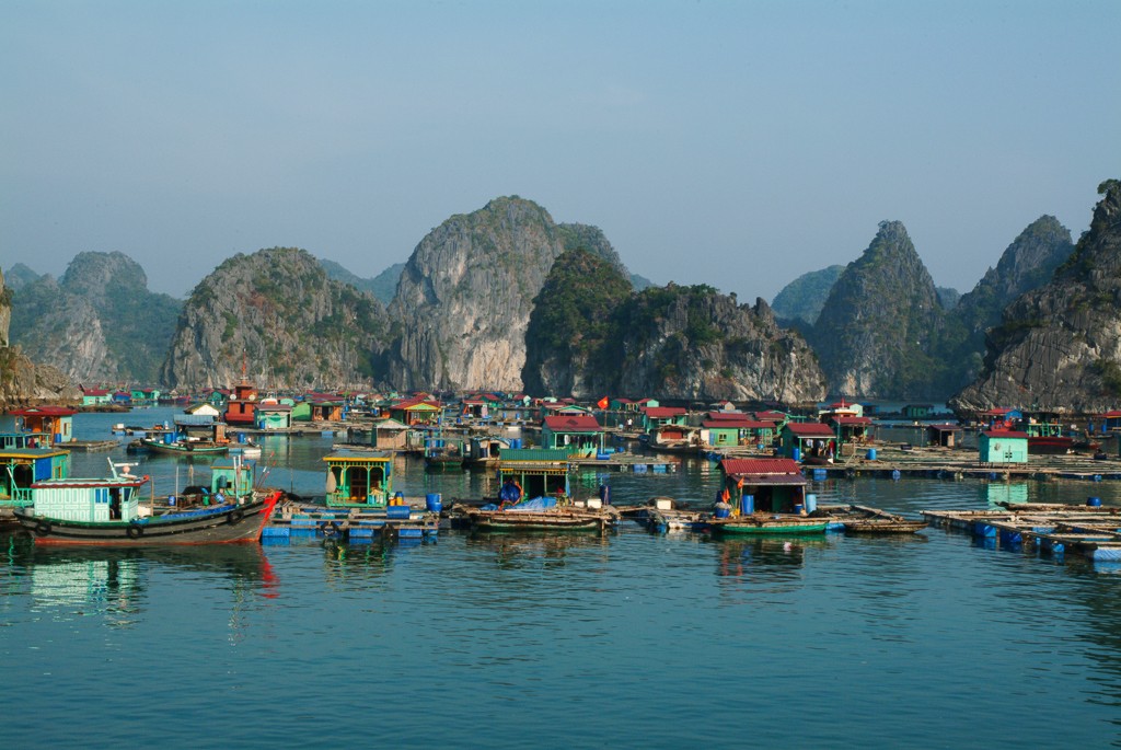 Floating Village – Vietnam